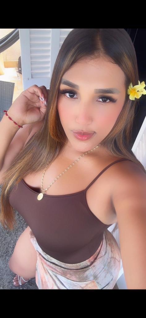 Chica busca chico en Valencia: Chica busca chico