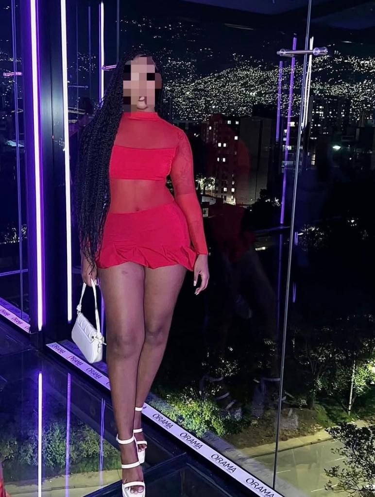 Chica busca chico en La Coruña: 