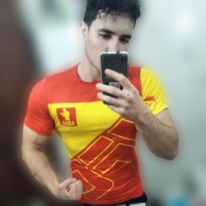 630674351: Chico busca chica en Sevilla