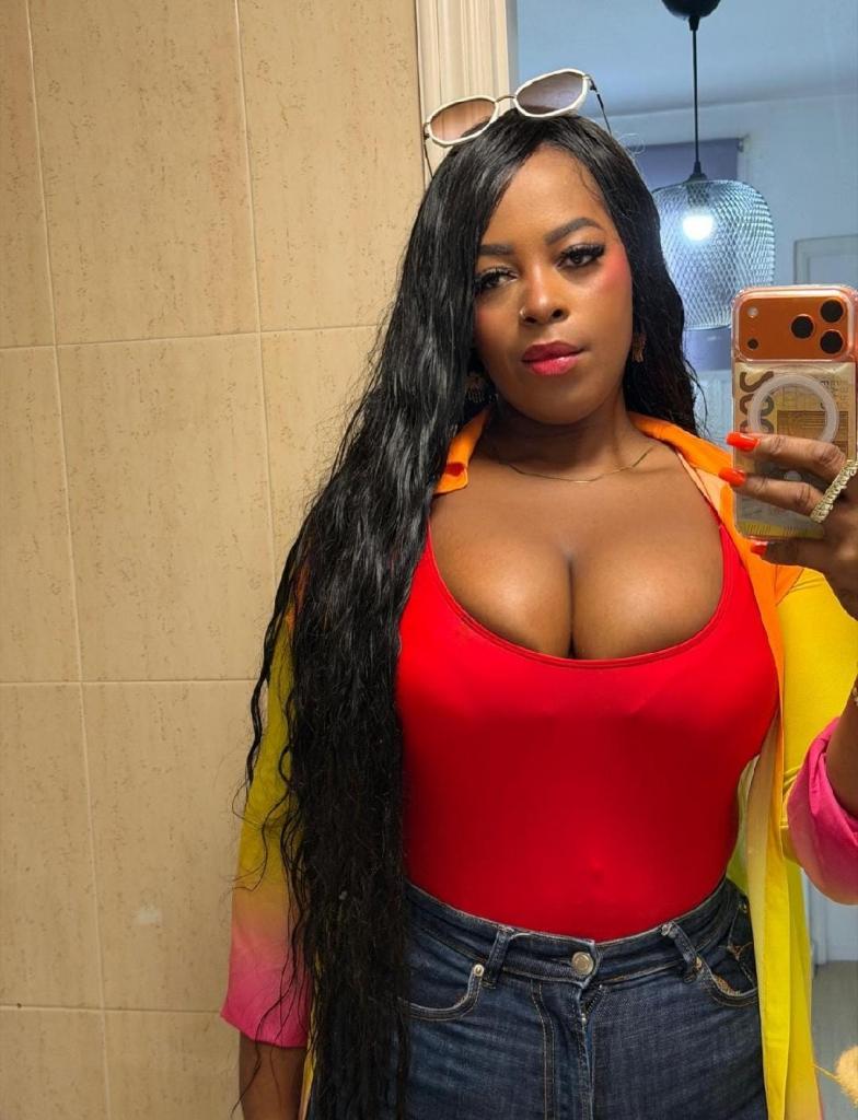 613994970: Chica busca chico en Tenerife