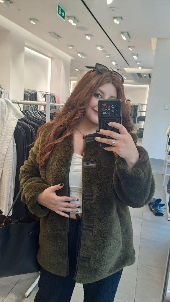 Chica busca chico en Almería: 