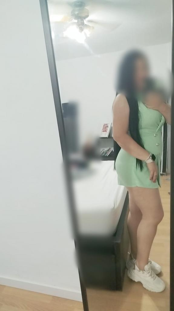 Chica busca chico en Granada: 
