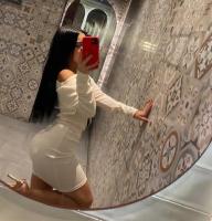 691482245: Chica busca chico en Sevilla