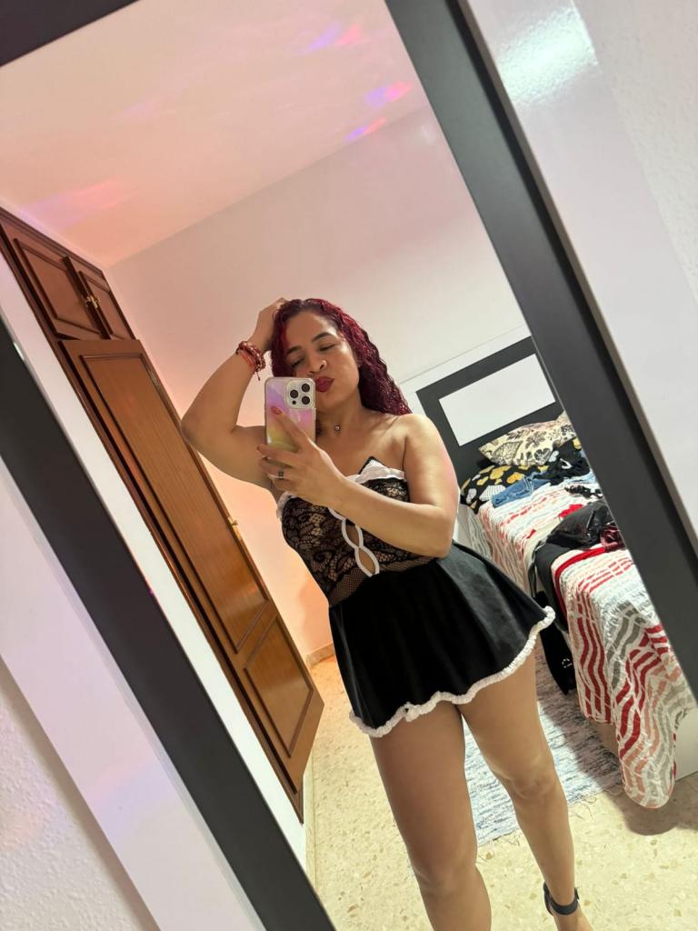 Chica busca chico en Cádiz: 