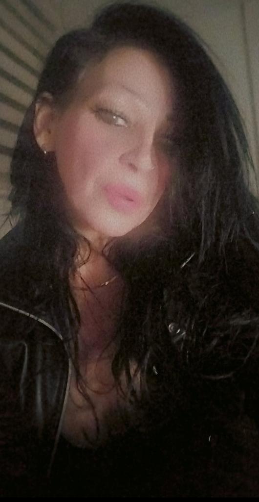 Chica busca chico en Gerona: 