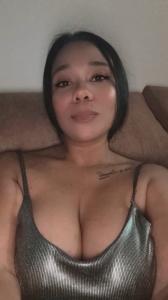 617266980: Chica busca chico en Granada