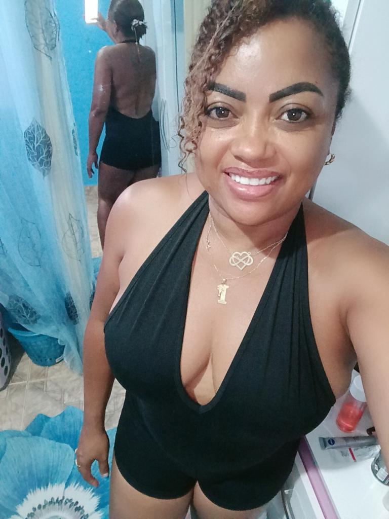 689739268: Chica busca chico en Zaragoza