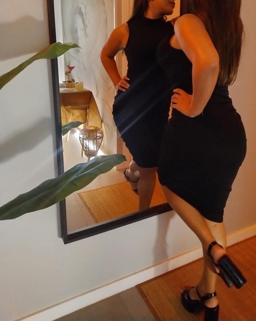 678612354: Chica busca chico en Málaga