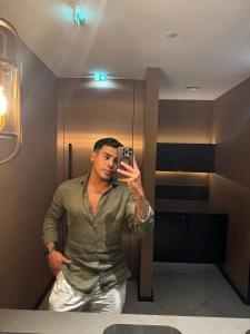 Chico busca chica en Tenerife: 